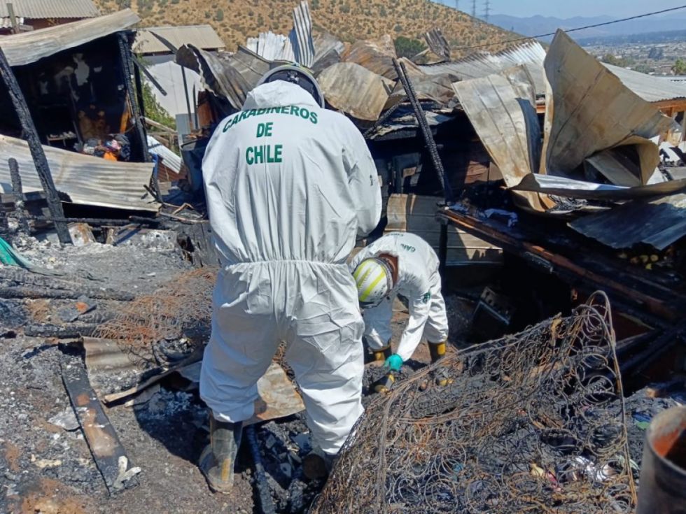 Niñas bolivianas mueren en incendio en Chile, su madre pide ayuda para repatriarlas