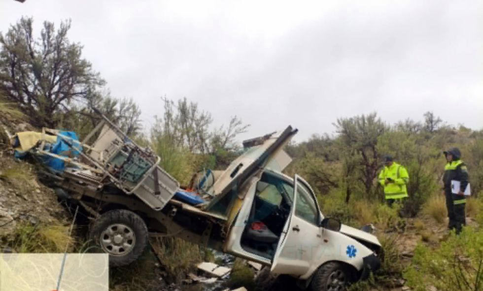 Embarrancamiento de una ambulancia deja dos heridos