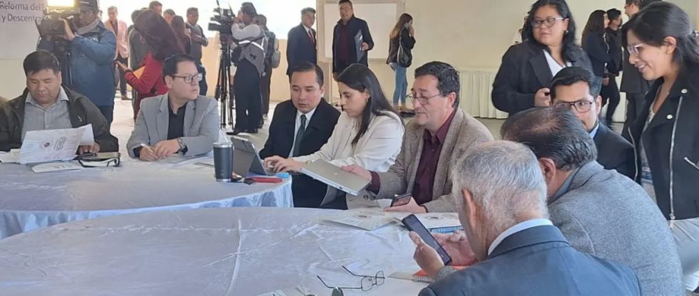 Gobierno concluye mesas de diálogo sobre DS 5503 con al menos 75 sectores productivos