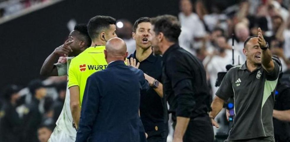 Xabi Alonso, de Simeone: "No me ha gustado. No es ejemplo de buen deportista. No todo vale"