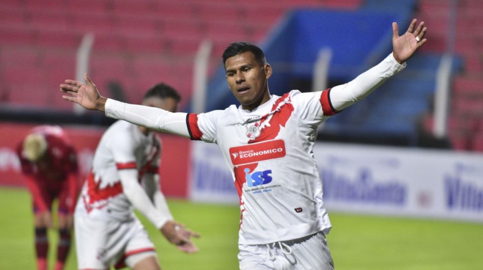 Willian Álvarez, goleador de la  Copa fue convocado a la Verde