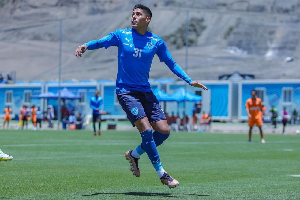 Paniagua y Vaca listos para debutar con el Wydad en torneos internacionales