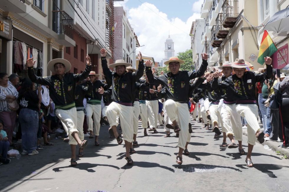 Más de 5.000 “cumpitas” afianzaron la segunda Entrada de Compadres 