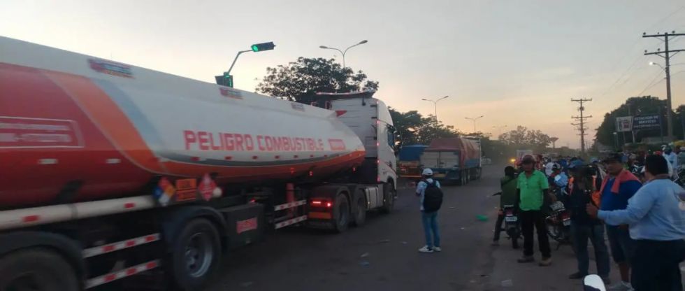 Levantan bloqueos en el norte de Santa Cruz