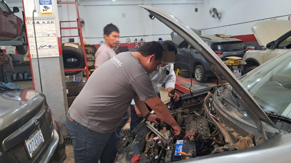Transporte desconfía del seguro para daños causados por la gasolina