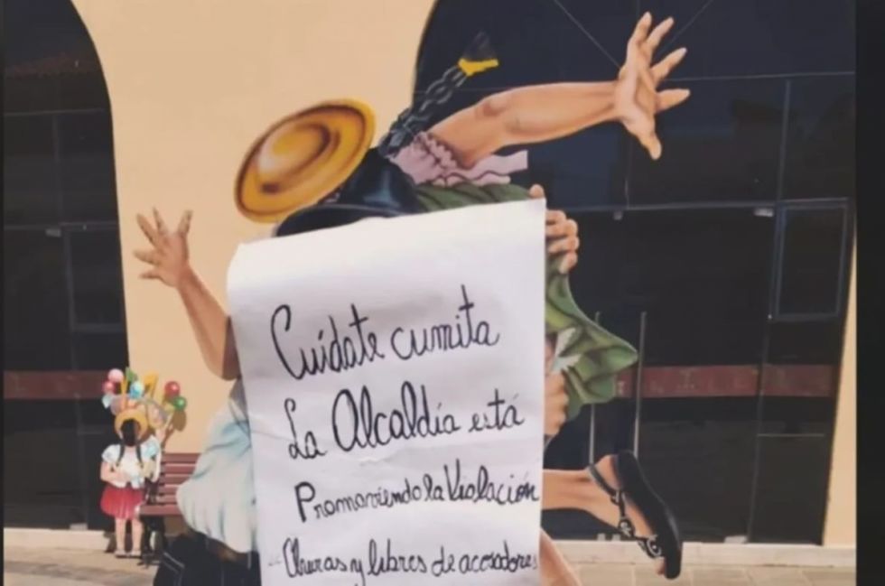 Defensoría pidió el retiro de una imagen por promover violencia 