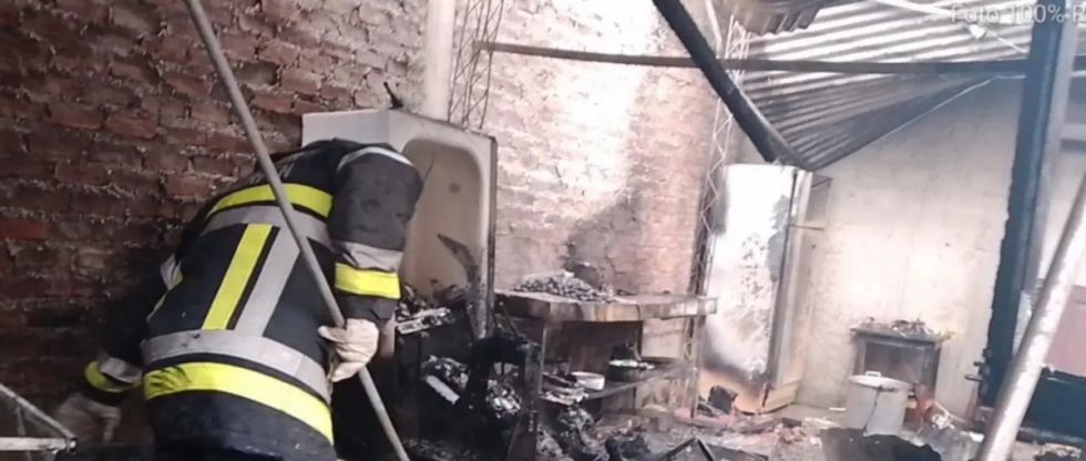 Fuga de gas provoca incendio en una casa