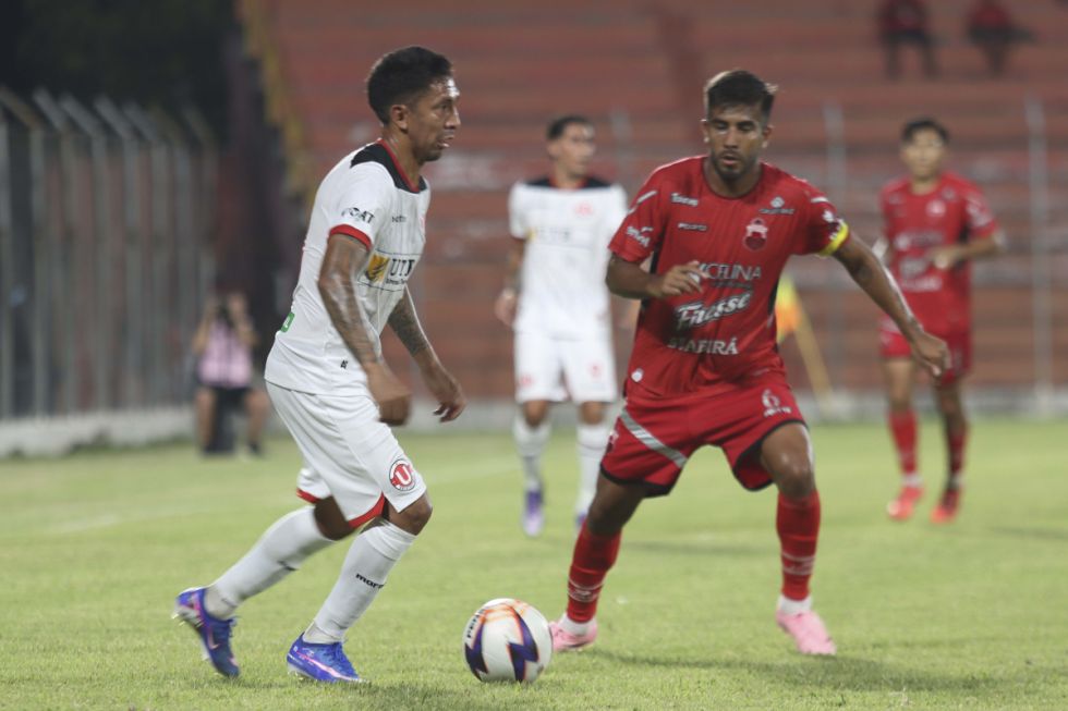 Guabirá vence a la “U” sobre el filo del partido 
