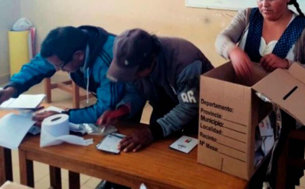 El TSE incentiva a los jurados electorales