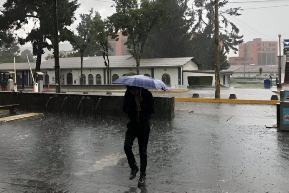 Inestabilidad atmosférica trae vientos, lluvias y descenso de temperaturas 