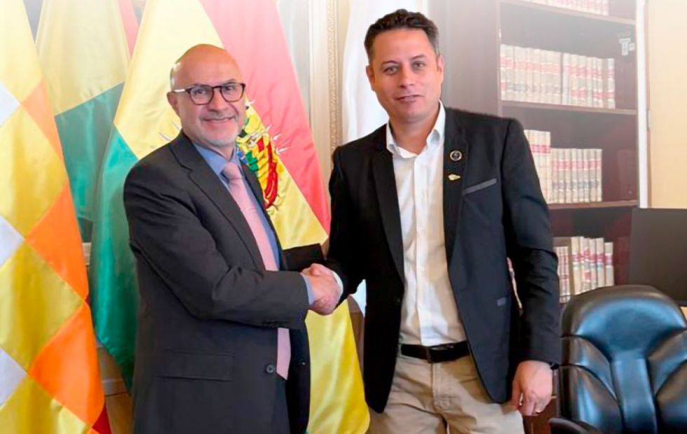 Lupo y Lara sostienen reunión “cordial” tras denuncias por falta de personal en la Vicepresidencia