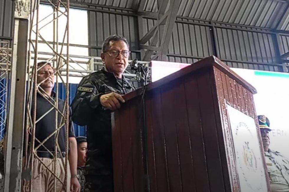 Ministro asegura que tareas en el Trópico serán de “control, no erradicación” de coca 