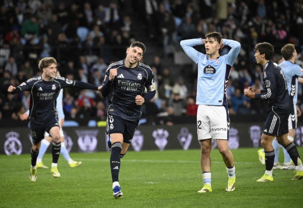 Valverde le da vida al Real Madrid  con un gol de rebote en el 94'