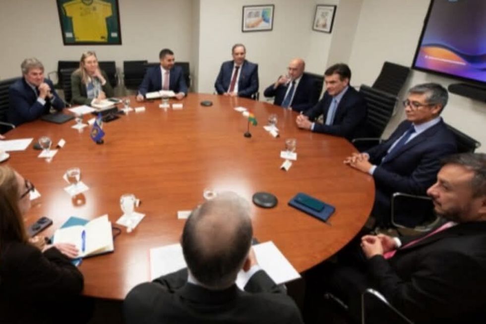 Gobierno aprueba decreto para la firma del crédito con el BID de $us 500 millones y espera aval del Legislativo
