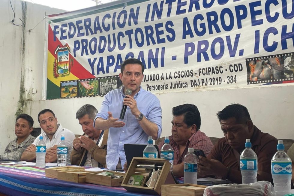 Gobierno se compromete a abrogar la libre importación de soya y productores levantan bloqueo