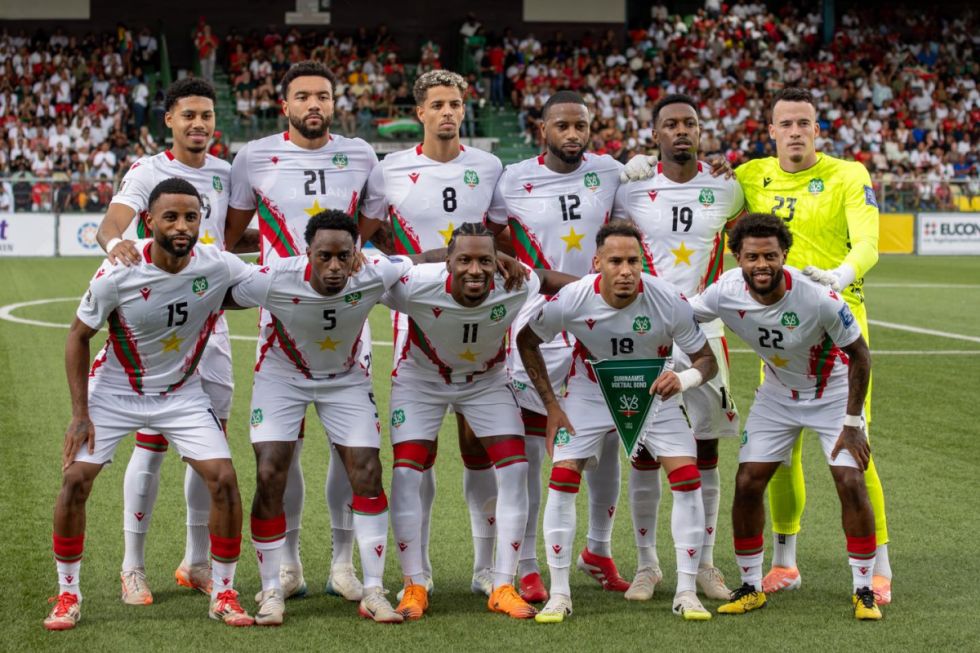 Surinam apuesta por su legión  extranjera para enfrentar a Bolivia