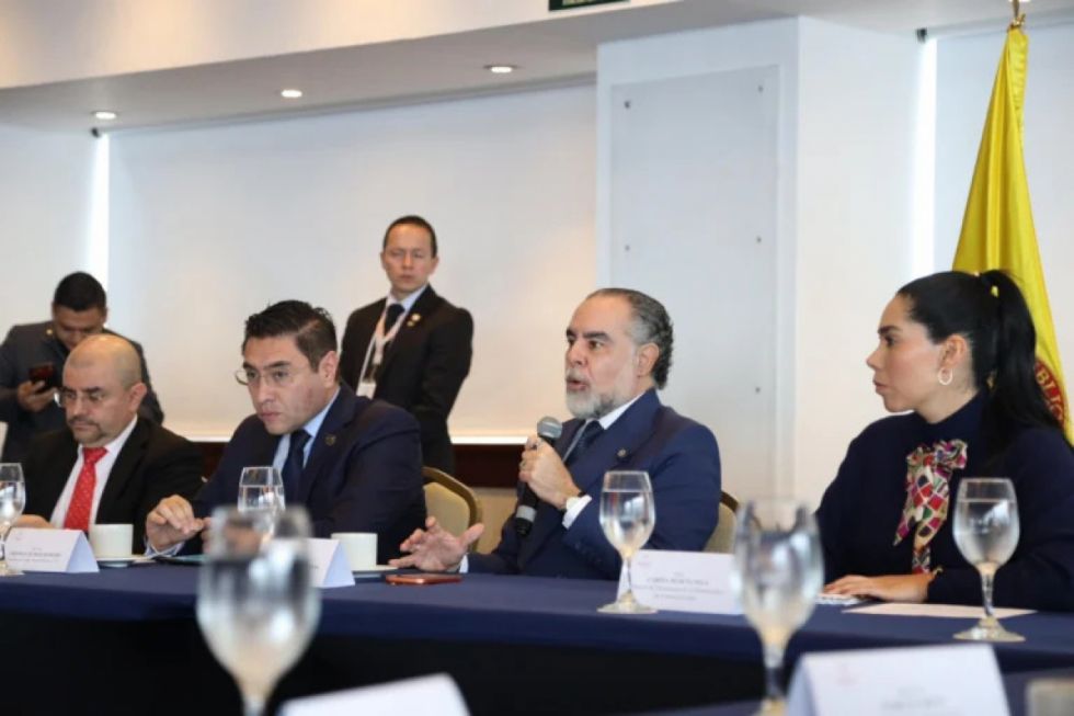 Colombia: refuerzan seguridad para candidatos