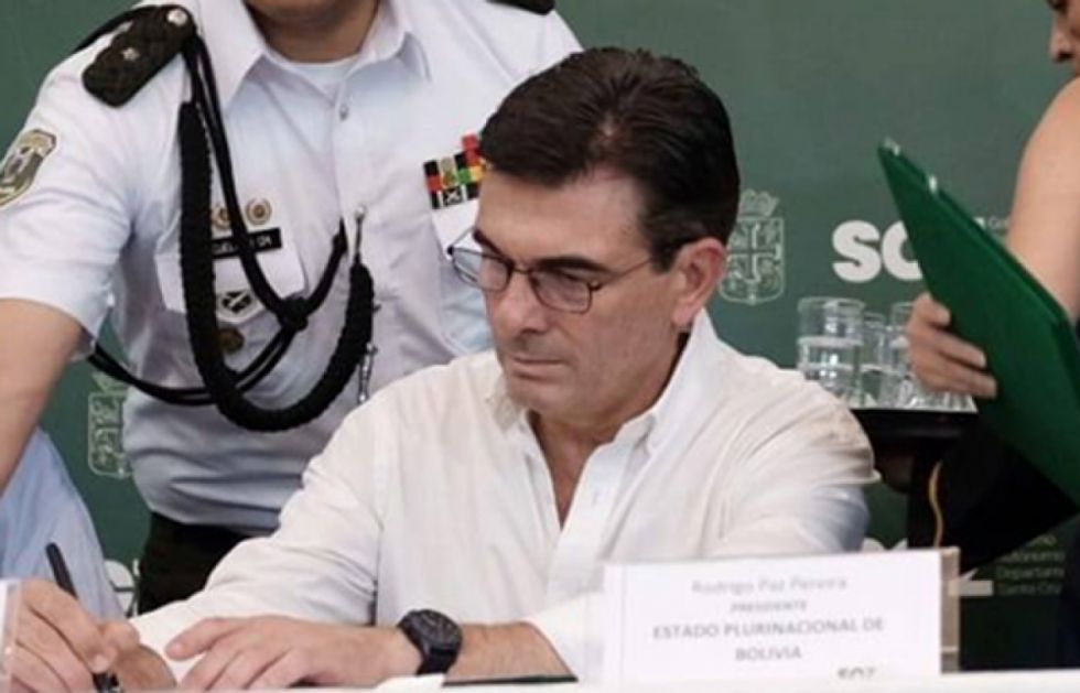 Paz abroga también el DS 5991 que liberaba importar soya