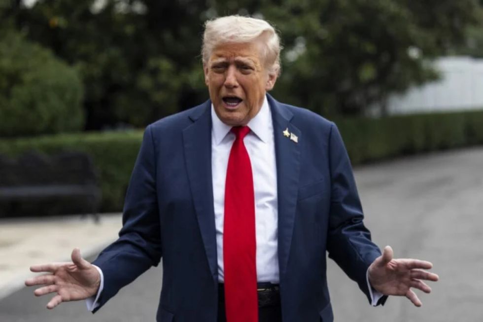 Aprobación de Trump se desploma al 36%
