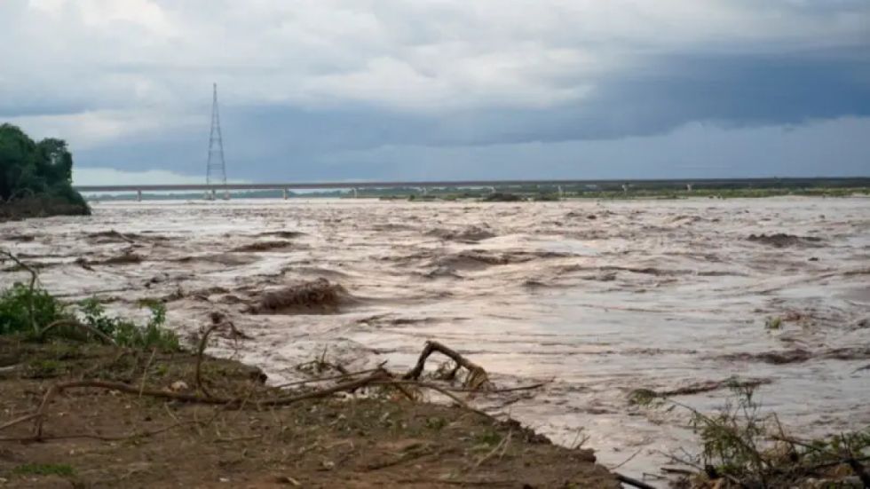 Alerta roja: Advierten desborde de ríos y días lluviosos Alerta roja: Advierten desborde de ríos y días lluviosos