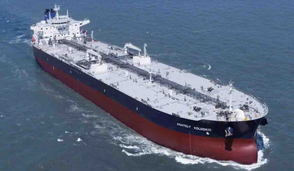 Ayuda humanitaria: petrolero ruso llega a Cuba
