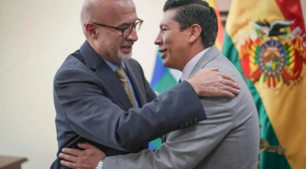 García Pinto entra de nuevo al gabinete como viceministro de Justicia Indígena