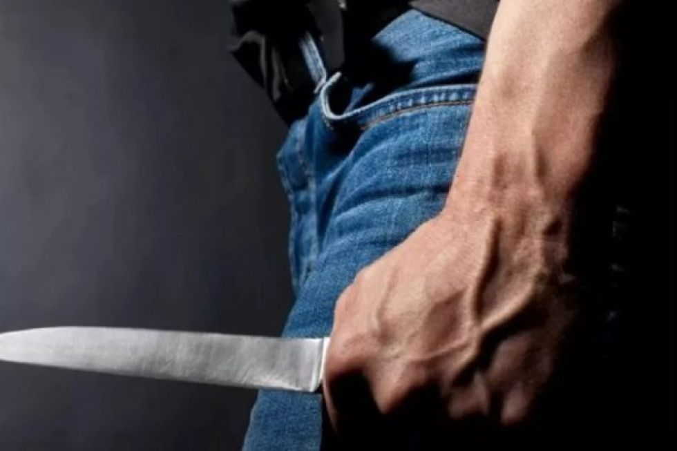 Matan con una puñalada a bebedor consuetudinario en casa de su hermano