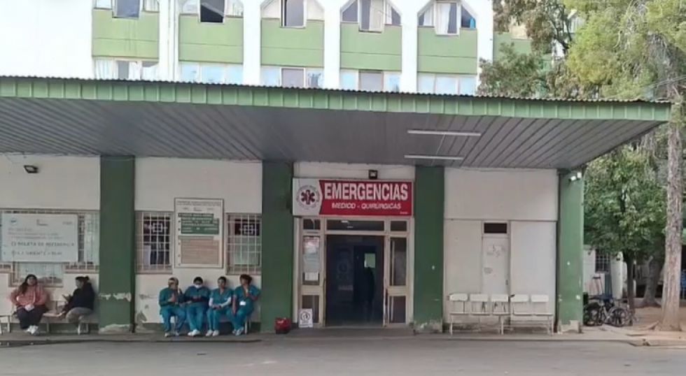 Universitario es embestido tras dormir en un garaje; emergencias colapsa con casos de intoxicación