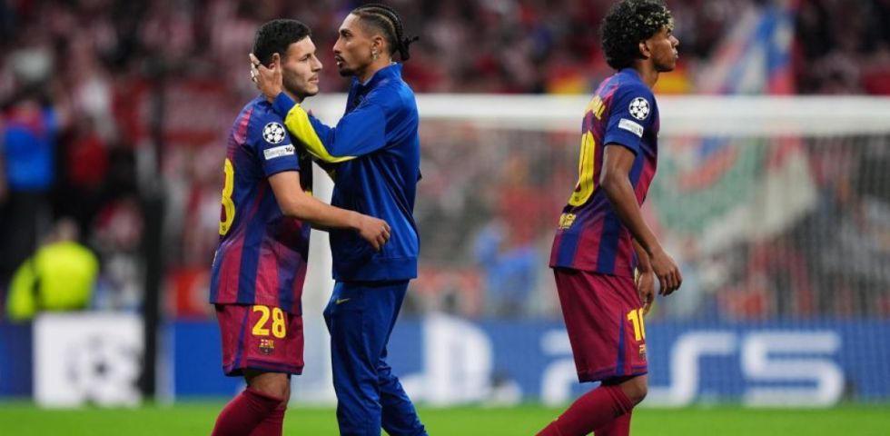 Los polémicos gestos de Raphinha a los fanáticos del Atlético de Madrid