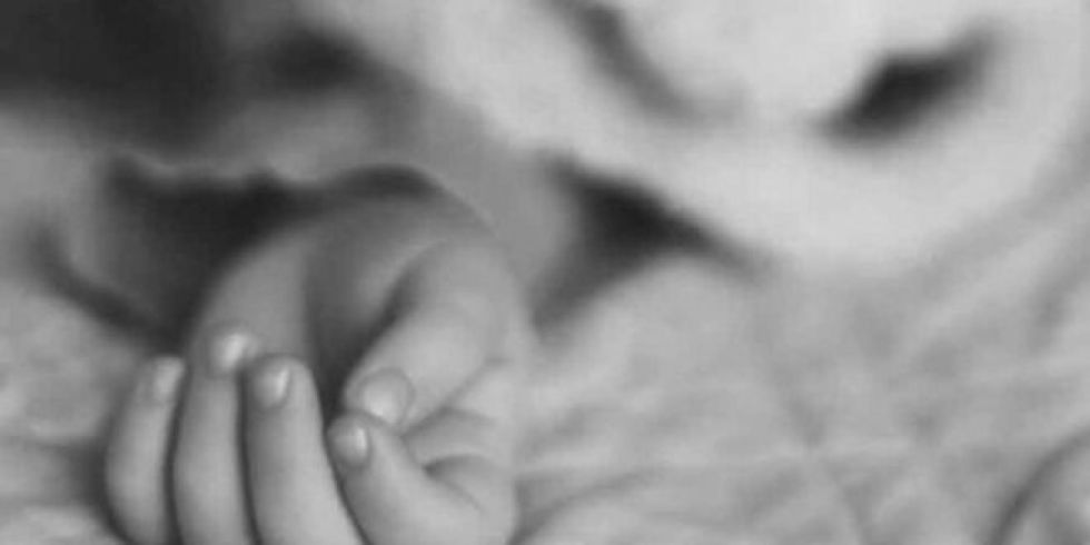 Hombre presuntamente mató a su hija y luego se suicidó