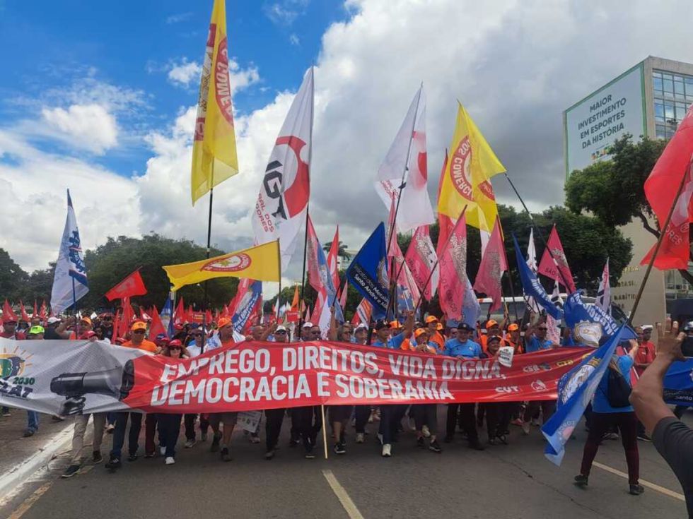 Marcha en Brasil demanda fin de la escala 6×1
