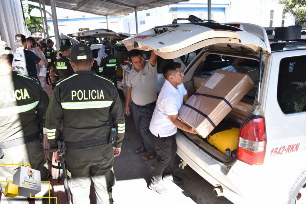 Tarija: 381.657 ciudadanos eligen hoy al nuevo gobernador 