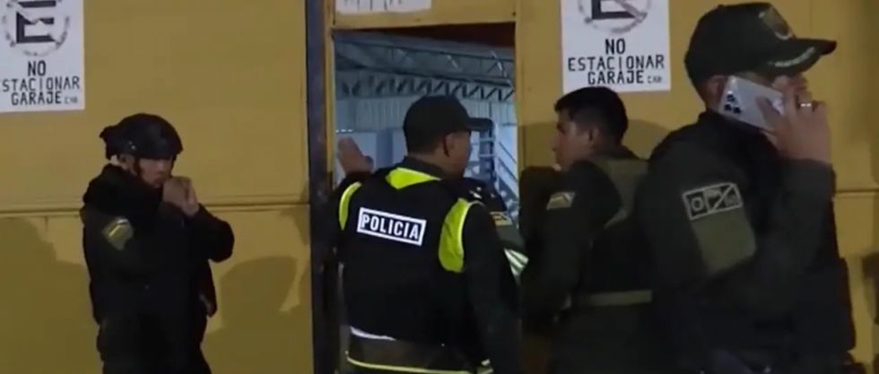 Delincuentes armados ingresan a una casa a robar, golpean al dueño y fugan
