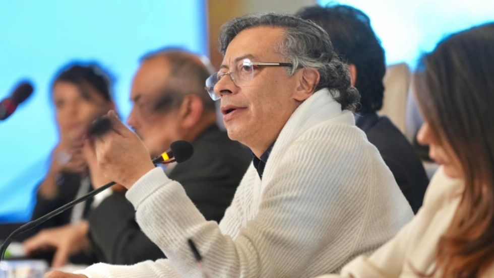 Gustavo Petro anuncia una demanda contra Daniel Noboa