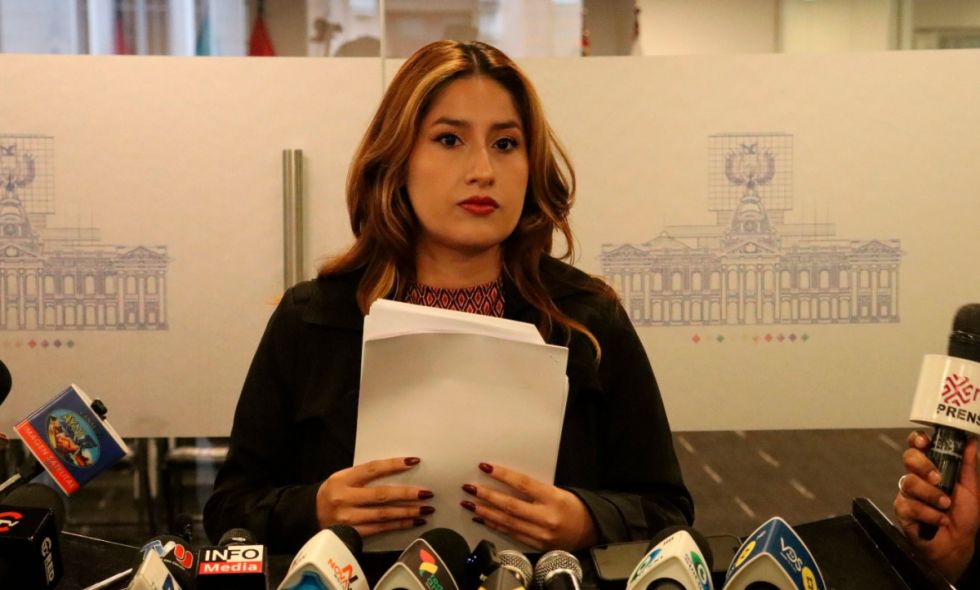 Anuncian proyecto de ley de jubilación con 100%