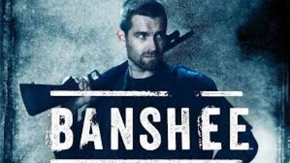 Banshee, serial de “explotación”
