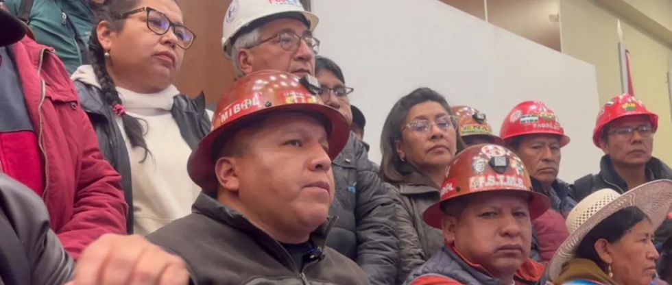 El 80% del pliego de la COB tuvo respuesta negativa