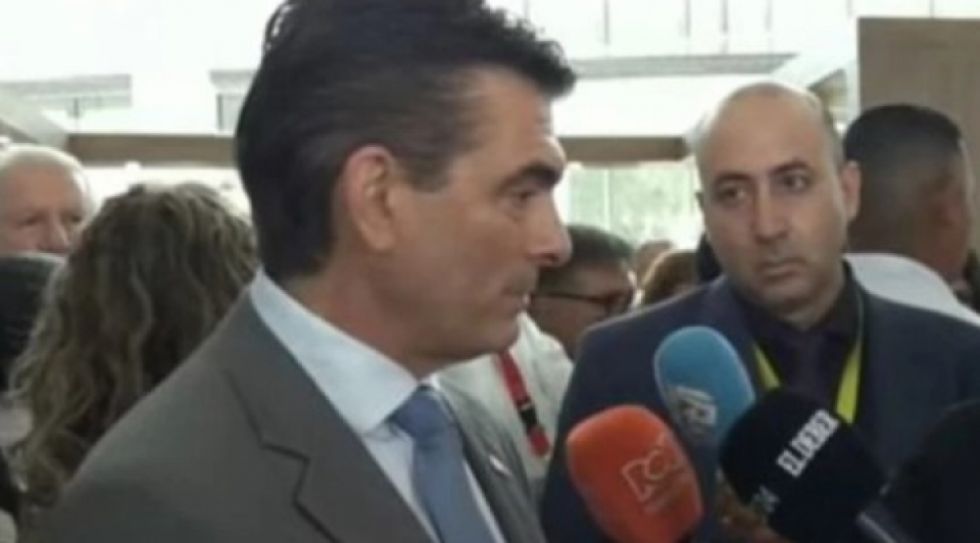 Senador exige informe por posible injerencia extranjera y rol de Fernando Cerimedo en el Gobierno