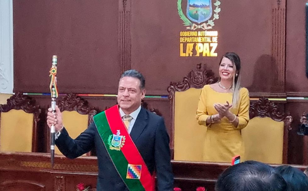 Revilla quiere trasladar la Gobernación a El Alto