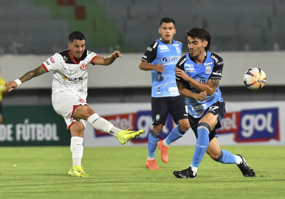 La “U” de Vinto y Blooming empatan con entrenadores interinos 