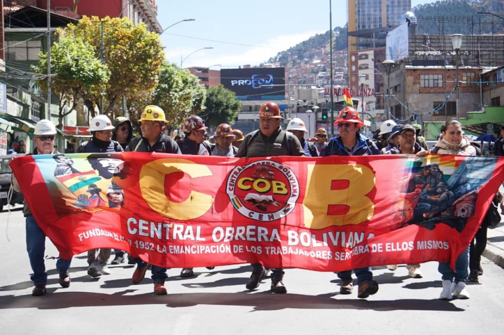 Dirigente de la COB rechaza diálogo con el Gobierno y defiende bono por discapacidad