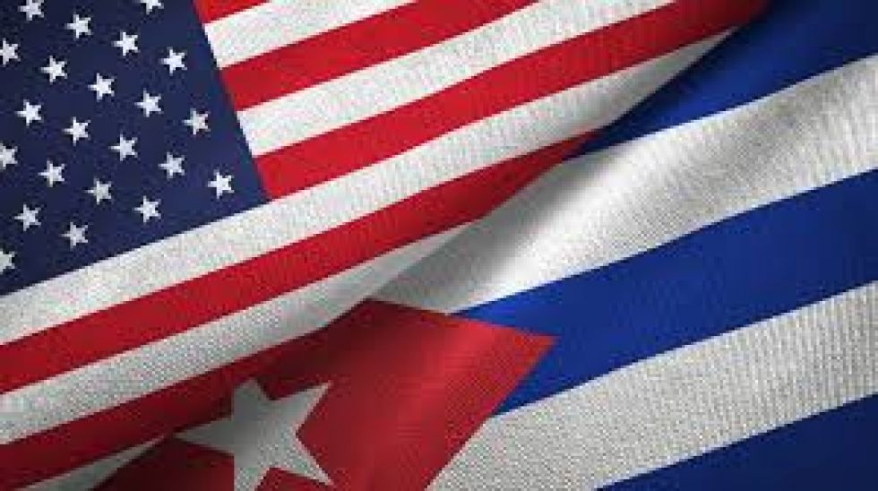 Autoridades de Cuba reciben al jefe de la CIA