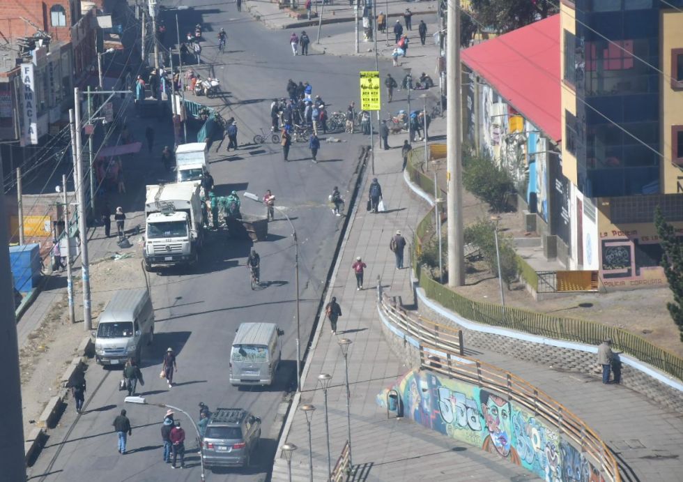 Suman 45 los bloqueos en Bolivia; se concentran en La Paz, Cochabamba y Oruro