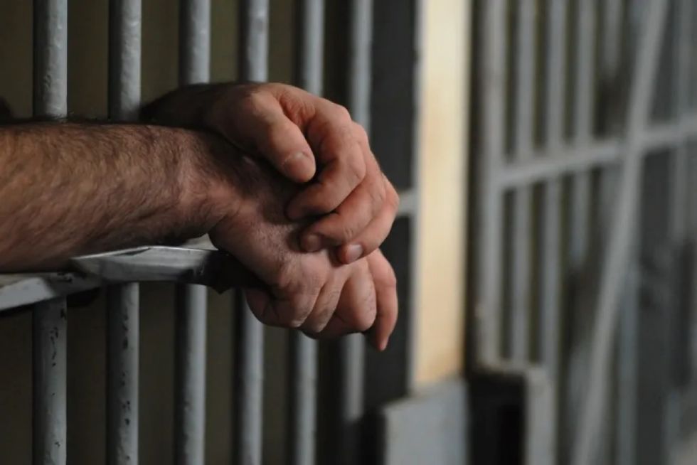Hombre de 74 años fue condenado por violar a una menor de 14