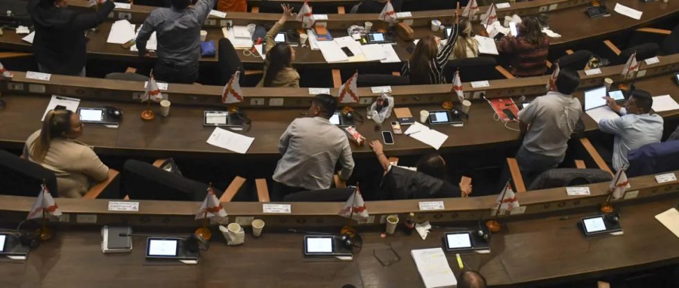 Diputados sesionan este martes vía virtual