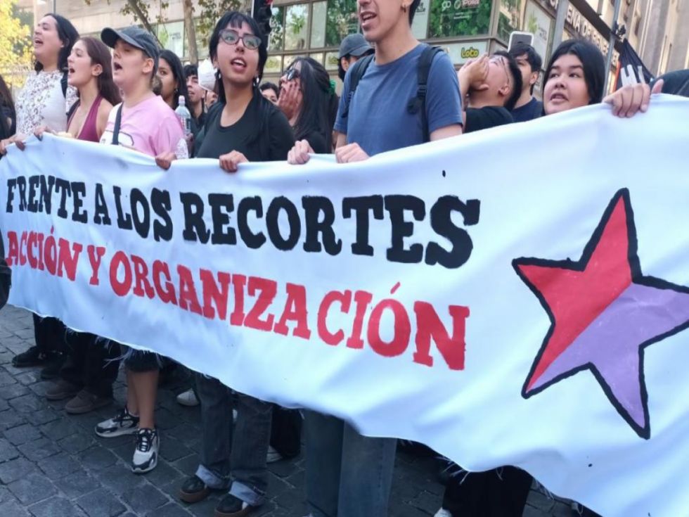 Chile: Confech mantiene protesta contra Gobierno