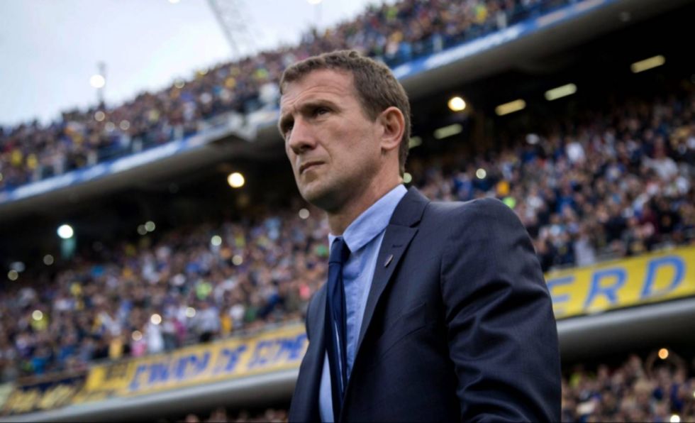 Boca ajusta detalles contractuales para presentar a Arruabarrena como DT