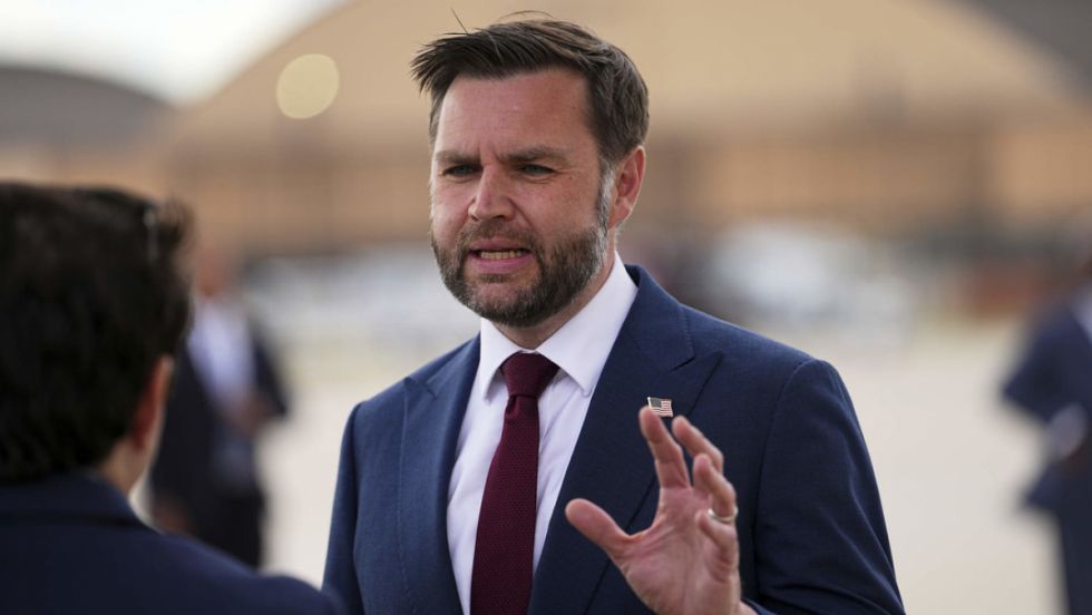 Vance dice que Netanyahu "ha cometido errores"