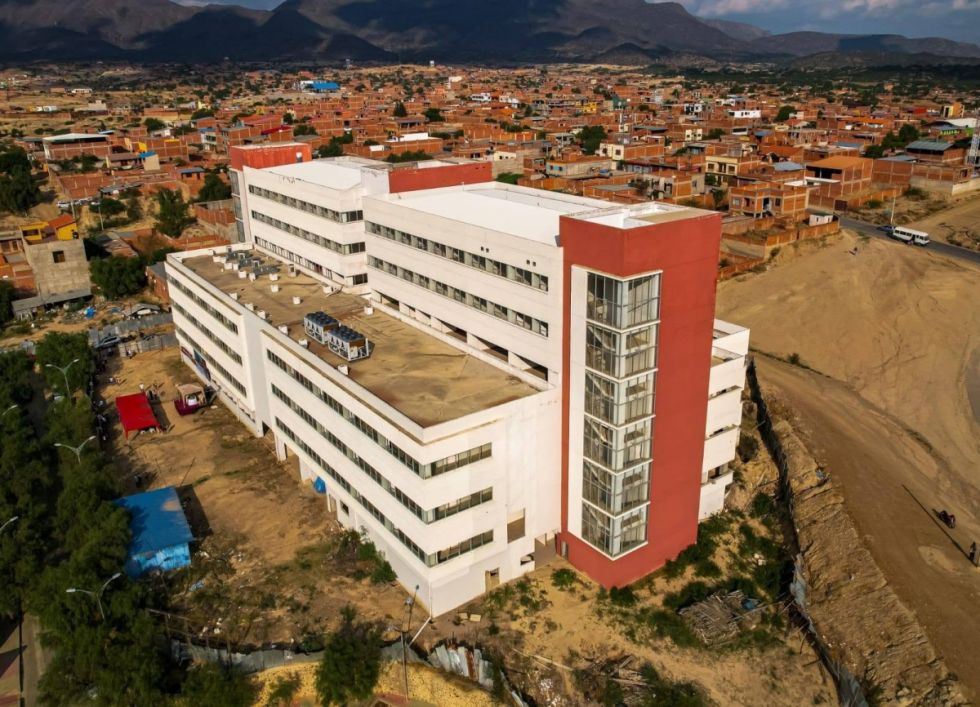 Tarija: Pacientes “atrapados” y un Hospital Oncológico que no avanza 