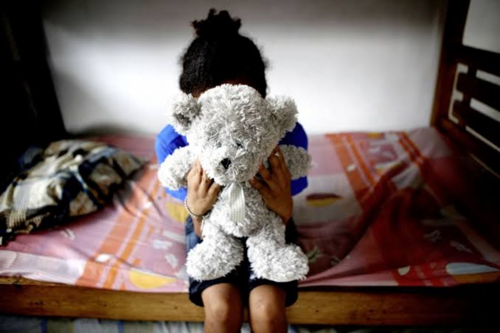 Envían a la cárcel a sujeto acusado de agredir sexualmente a adolescentes que captaba por RRSS